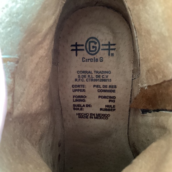 Circle G By Corral Boots White Wash Rivet Detail Low Top Boots - Picture 10 of 12